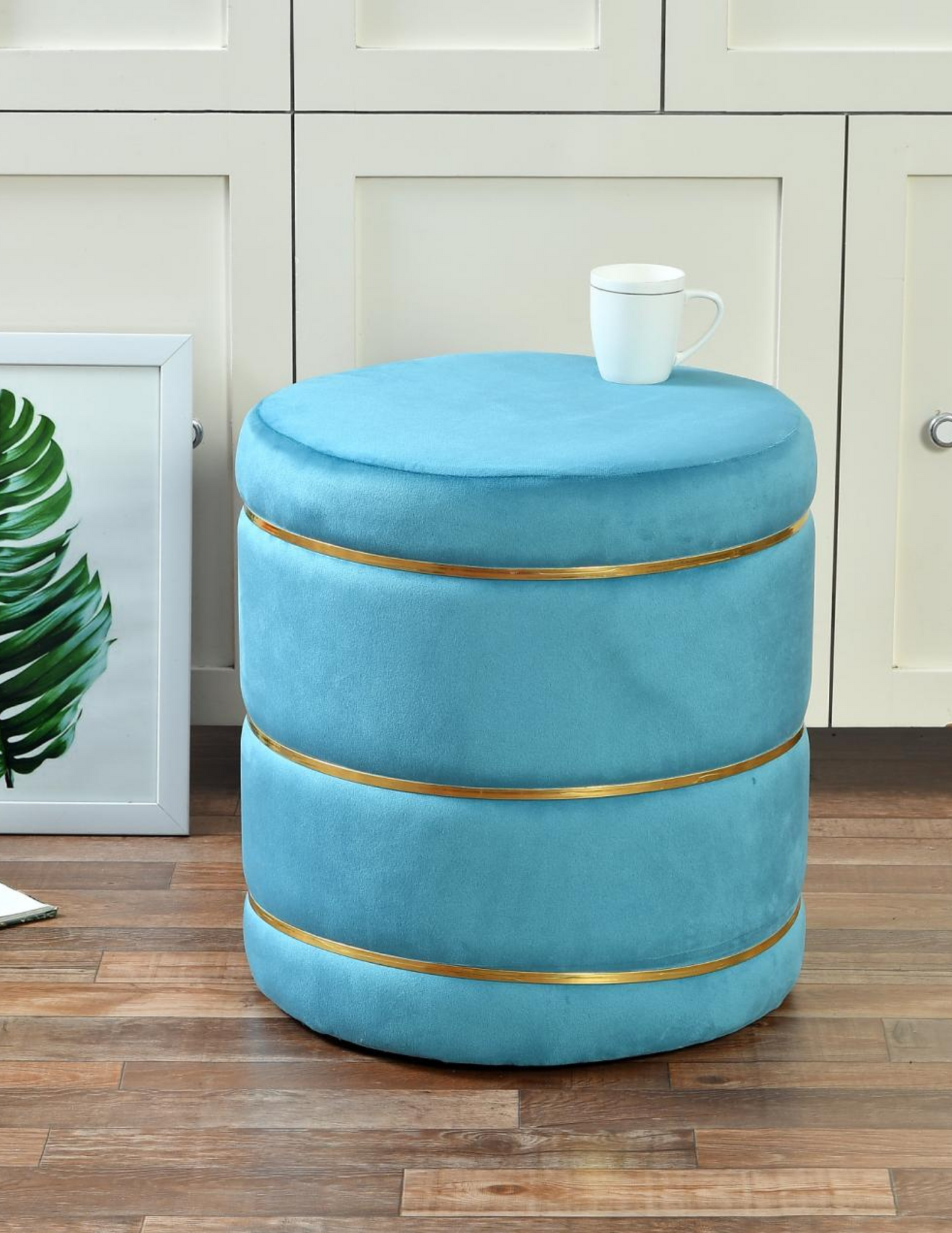 Velvet Pouffe Stool – Elegant Ottoman for Living Room.